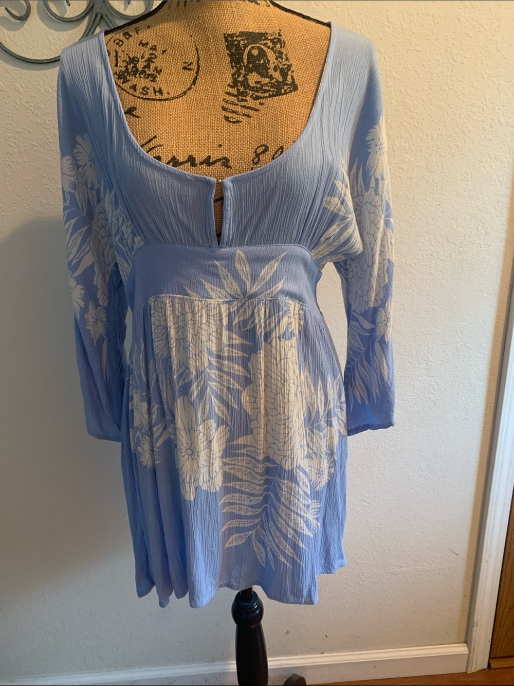 Lagaci Light Blue Floral Empire-Waist beach dress